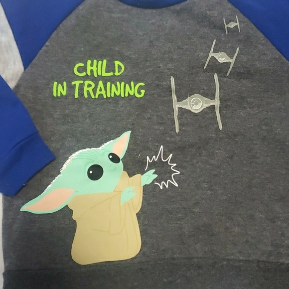 π STAR WARS- Baby Yoda Sweatshirt and Sweatpants Set - Size 2T - Picture 3 of 9